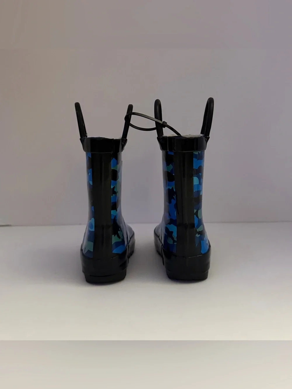 Toddler Lone Cone Camo Blue Shark Rain boots Size 4